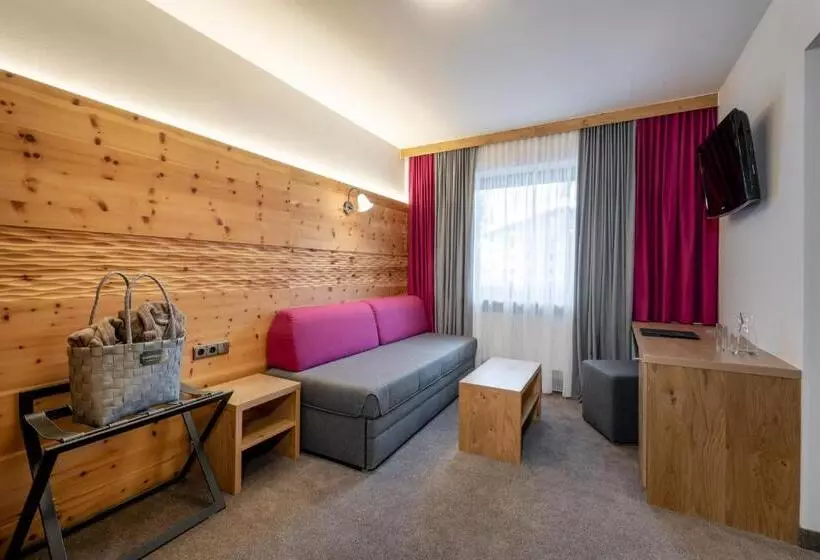 Ski & Bike Hotel Wiesenegg