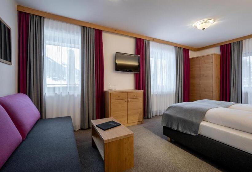 Ski & Bike Hotel Wiesenegg