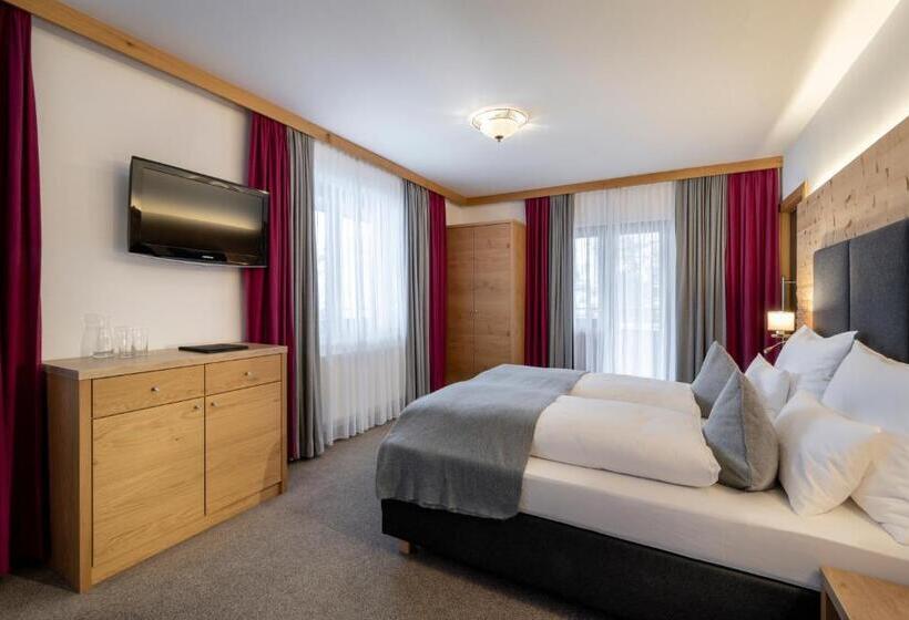 Ski & Bike Hotel Wiesenegg