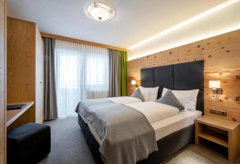 Ski & Bike Hotel Wiesenegg