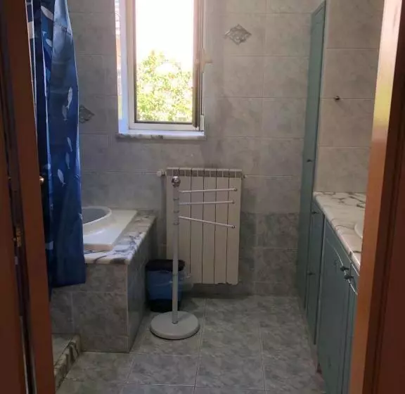 Aamiaismajoitus (B&B) Camera Dell  Antico Arco Romano