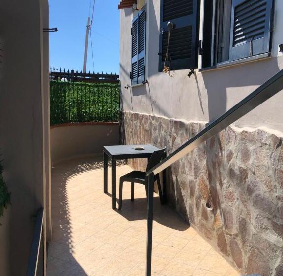 צימר Camera Dell Antico Arco Romano