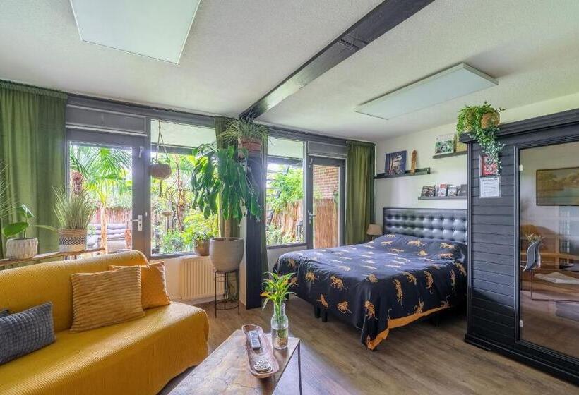 Bed and Breakfast Jungle Stay In A Hidden Paradise