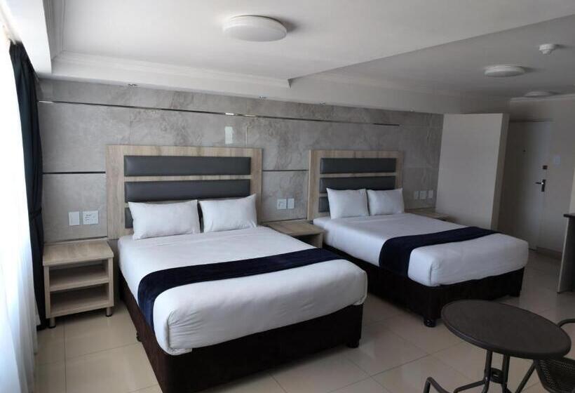 בית מלון כפרי Bayside Taj