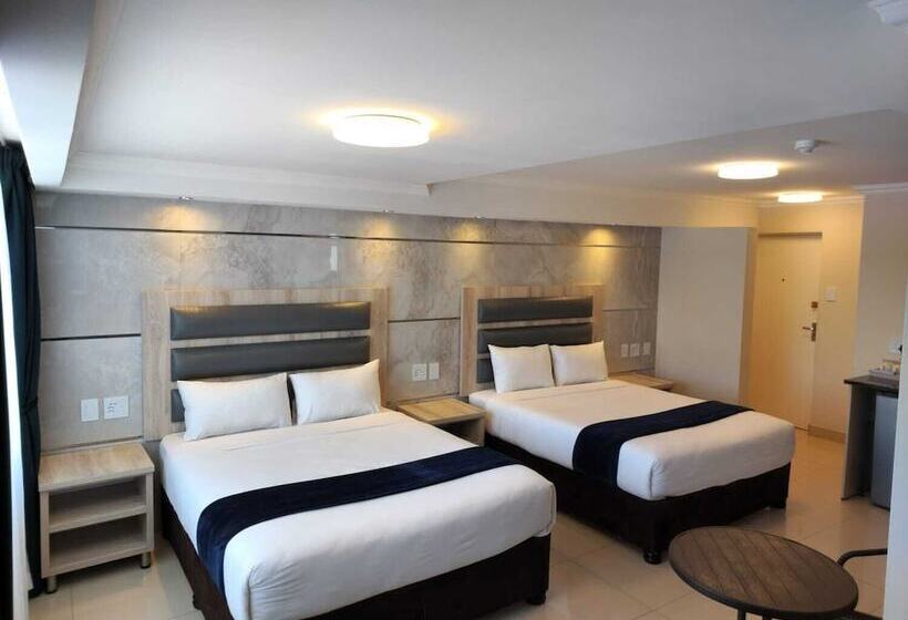 בית מלון כפרי Bayside Taj