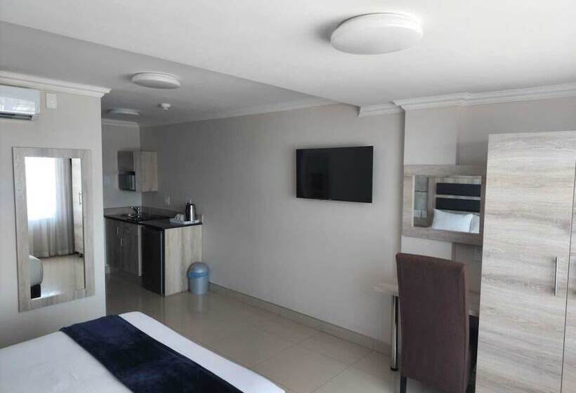 בית מלון כפרי Bayside Taj