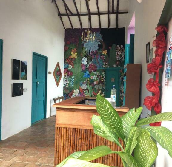 هتل Florré Blossom