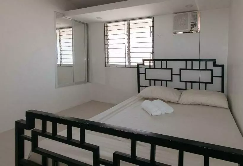 هتل Mi Casa Deca Clark Residences Pampanga