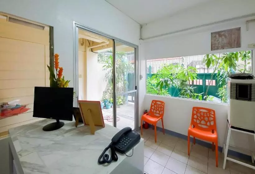 ホテル Oyo 840 Orangenest Apartelle