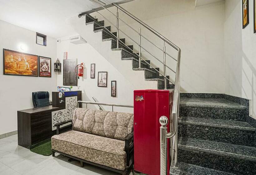 Hotel Oyo 84355 Saini