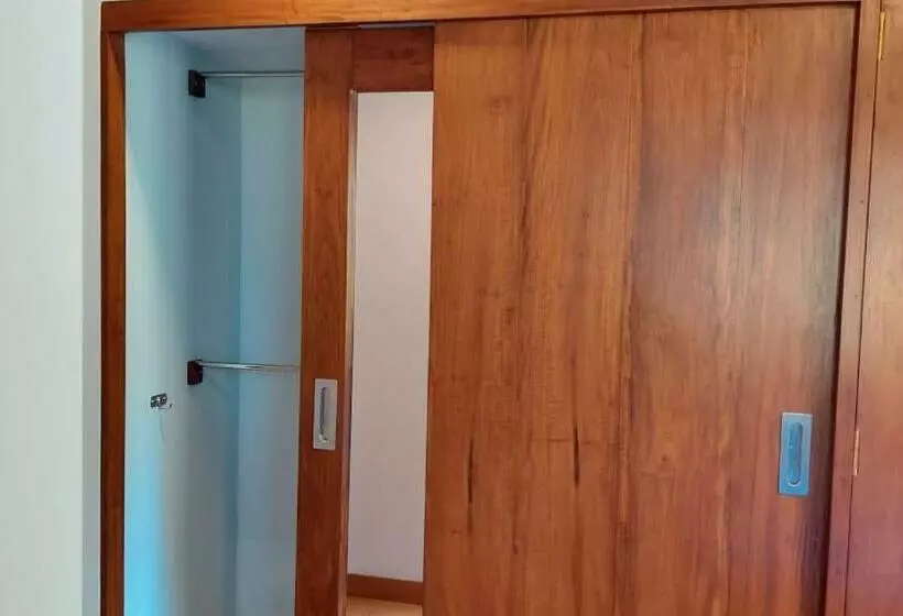 پانسیون El Nivasa Villa In Weligama