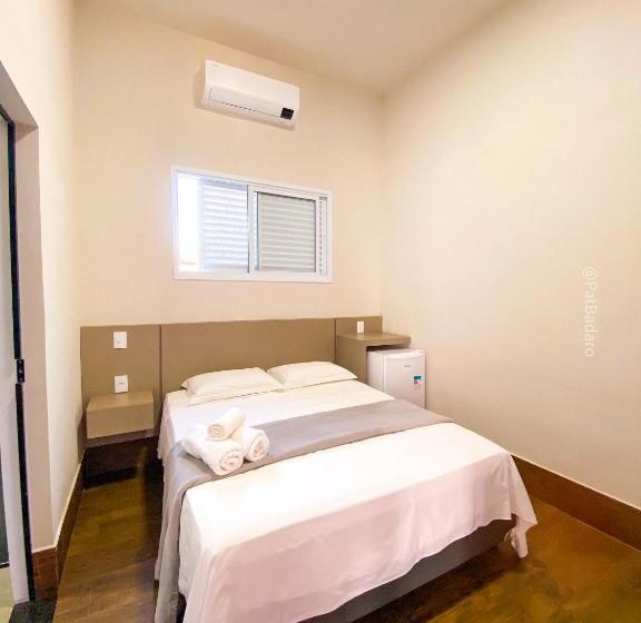 بنسيون Pousada Reserva Central