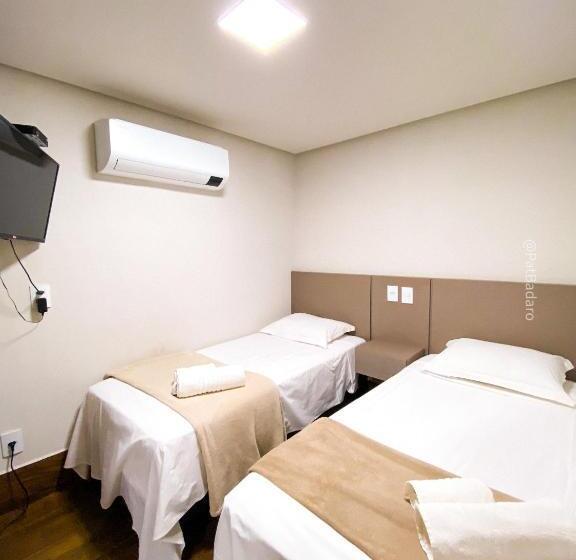 بنسيون Pousada Reserva Central