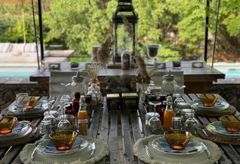 צימר La Bergerie Barbebelle