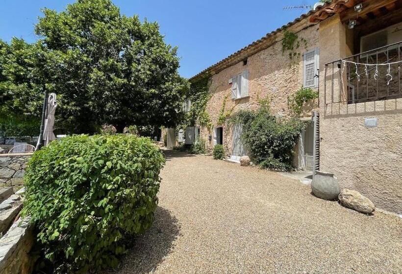 צימר La Bergerie Barbebelle