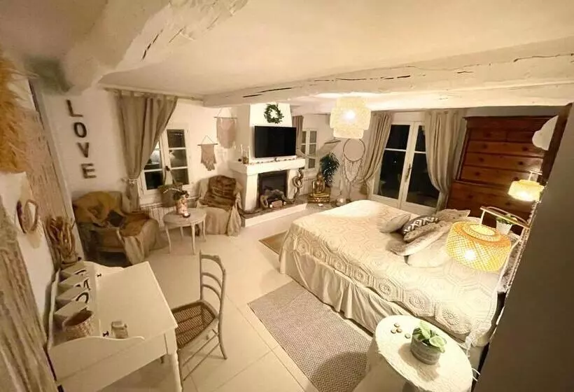 Aamiaismajoitus (B&B) La Bergerie Barbebelle