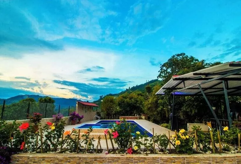 ホテル Bosques De La Pradera