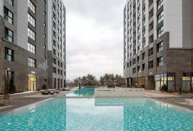 هتل Chestertons Sokcho