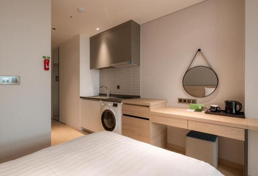 Отель Chestertons Sokcho