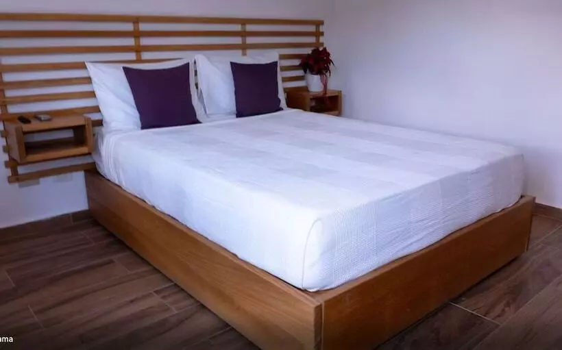 هتل Samana Suites