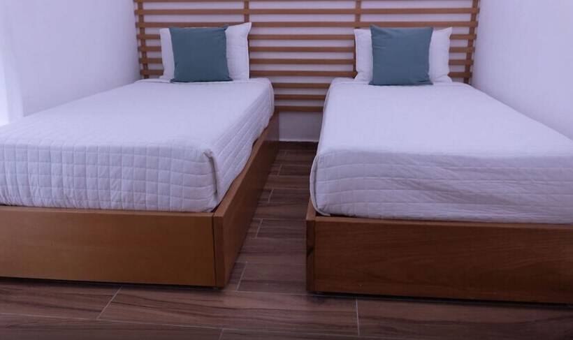 هتل Samana Suites