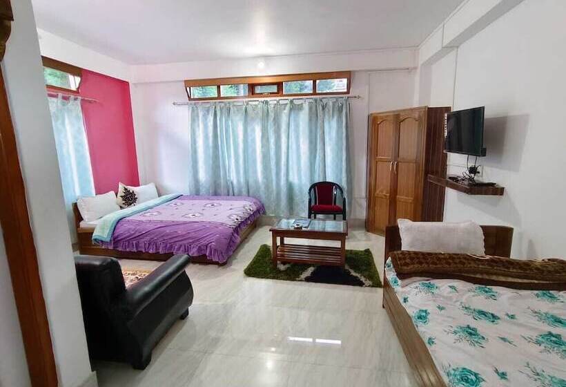 ホテル White Tara