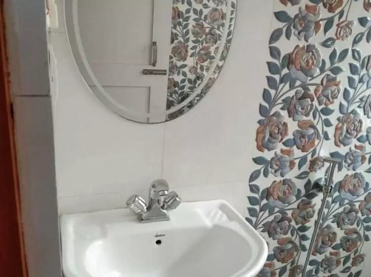 Hotelli White Tara
