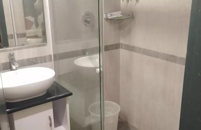 Zip By Spree Hotels Surabi International Vellore