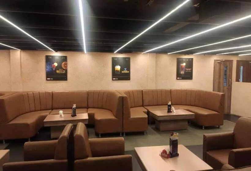 Zip By Spree Hotels Surabi International Vellore