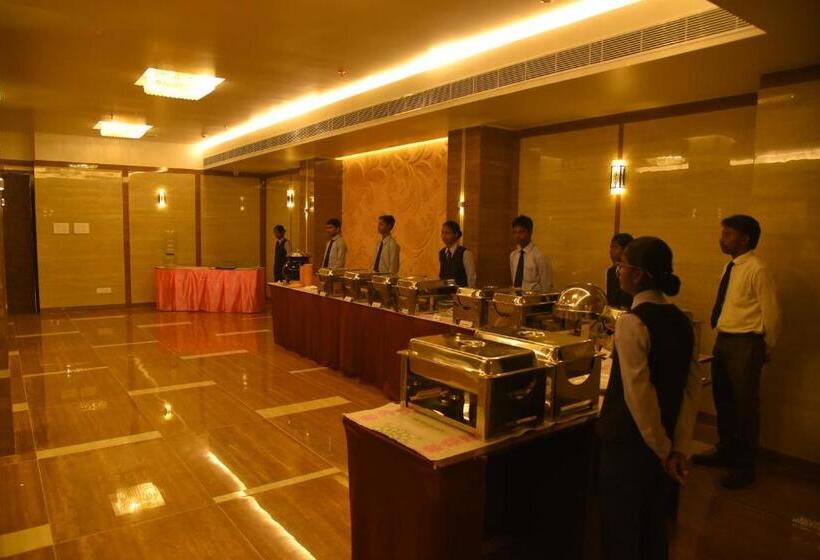 Zip By Spree Hotels Surabi International Vellore