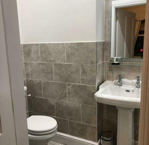 膳宿费 The Old Lodge Guest House