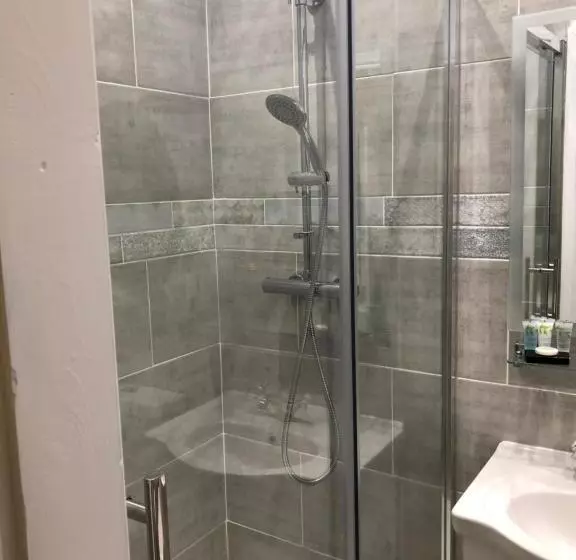 پانسیون The Old Lodge Guest House