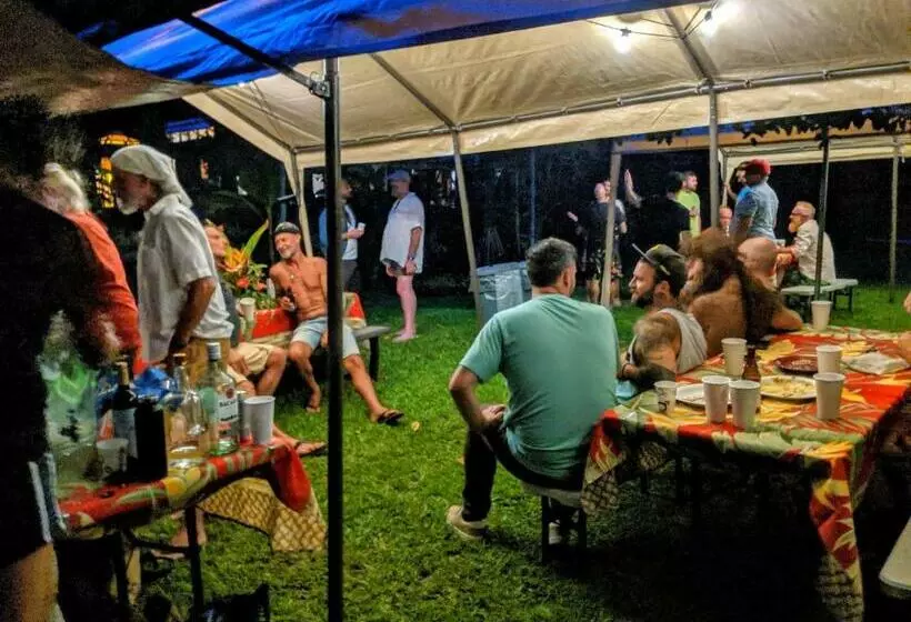 Aamiaismajoitus (B&B) Kehena Mauka Nui Club Lgbtqia+ Clothing Optional