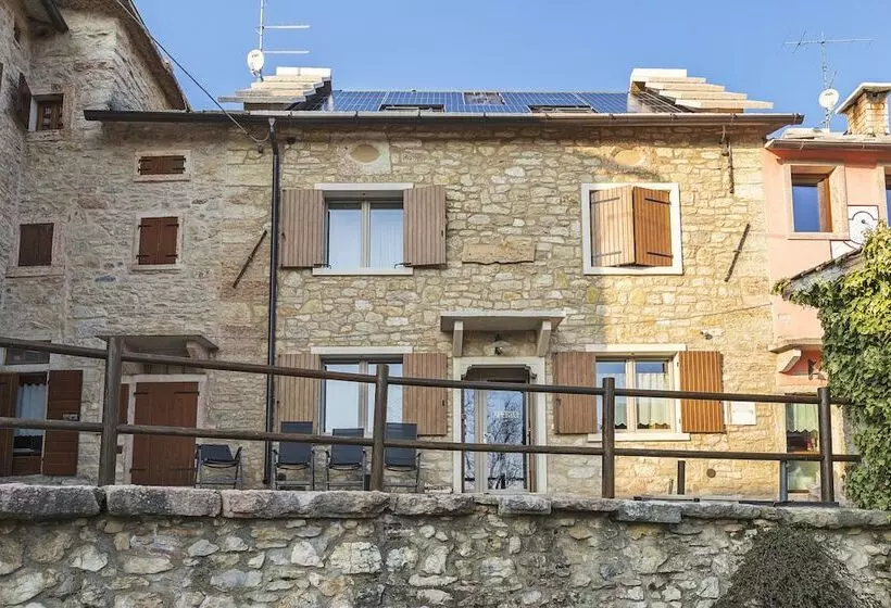 Aamiaismajoitus (B&B) Malga Laben