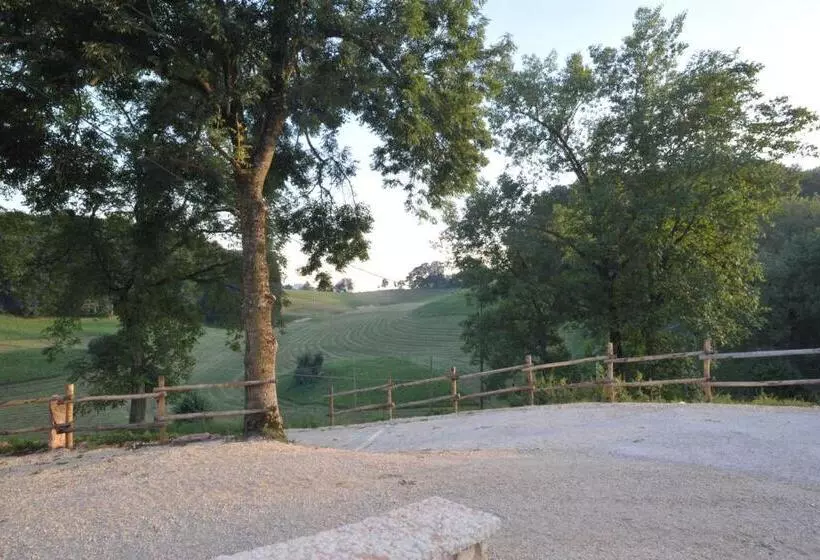 Aamiaismajoitus (B&B) Malga Laben