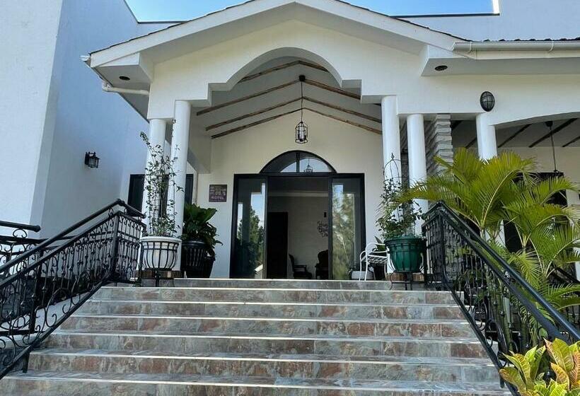 Home Bliss Hotel Fort Portal Uganda