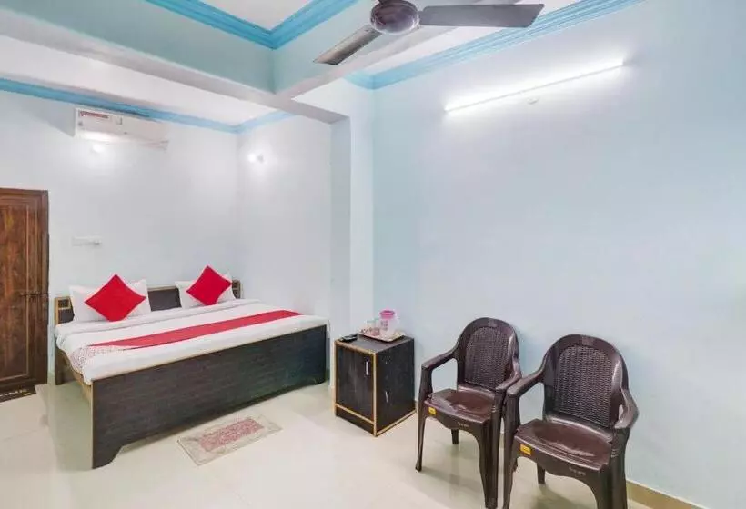 هتل Oyo 84006  Shiv Kripa