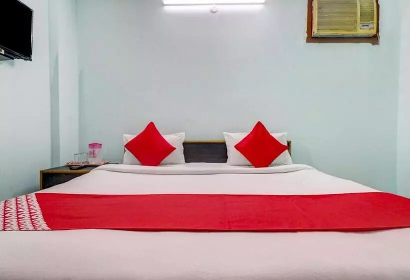 هتل Oyo 84006  Shiv Kripa