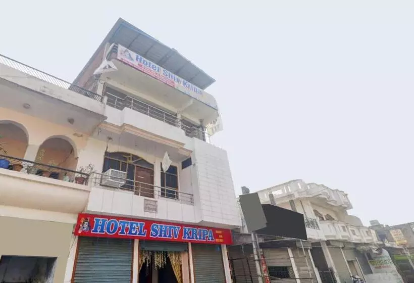 هتل Oyo 84006  Shiv Kripa