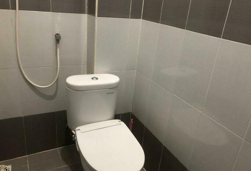 فندق Aulia Homestay Samarinda Syariah Redpartner