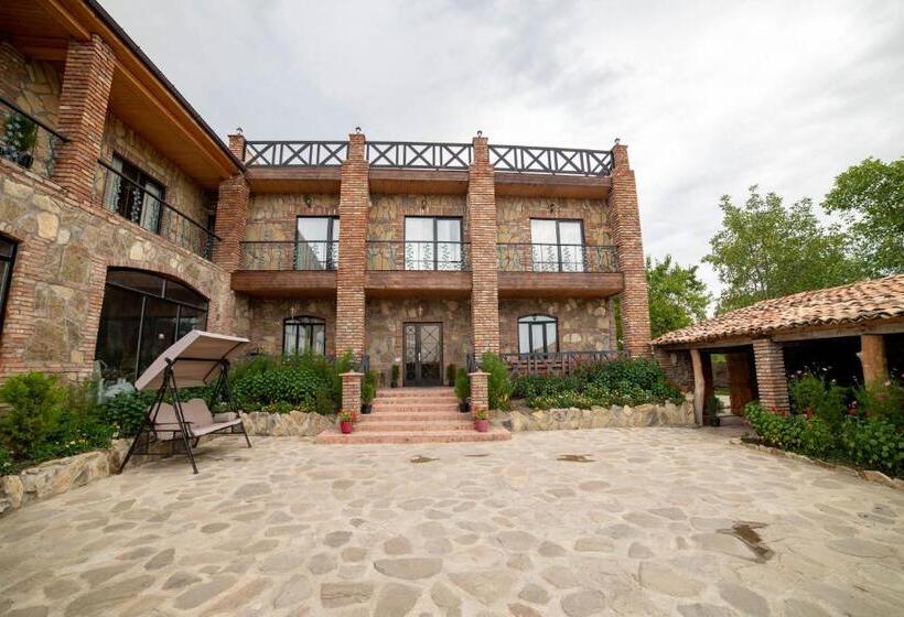 هتل Bekas Wine Cellar