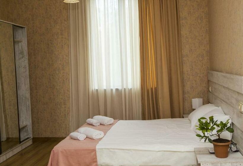 هتل Bekas Wine Cellar