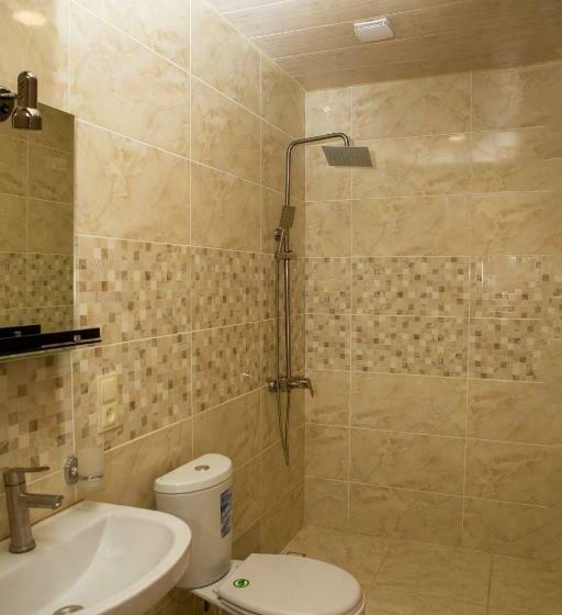 هتل Bekas Wine Cellar