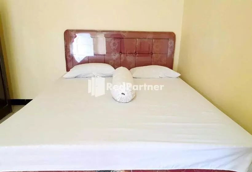 Hotelli Boarding House Syariah Mm Bone Redpartner