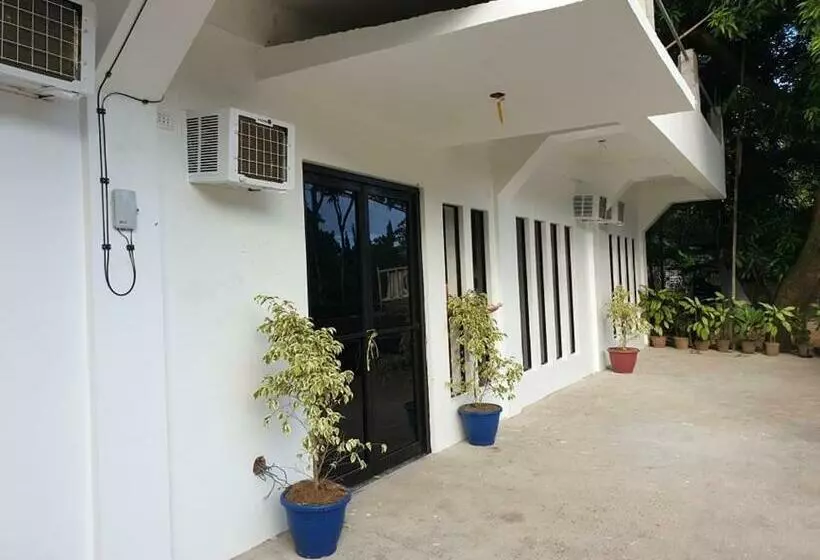 ユースホステル Camiguin Kalimba De Luna Inn