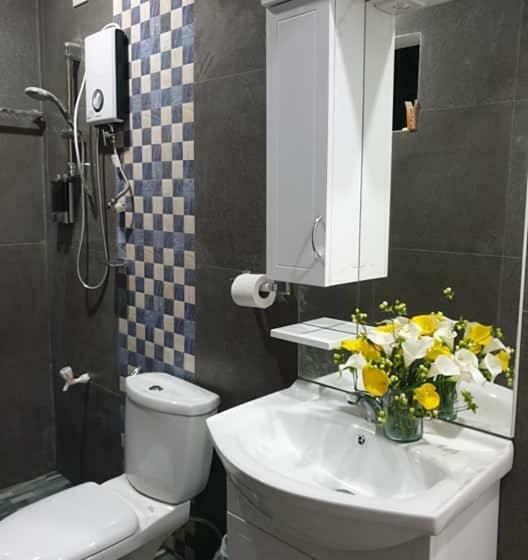 ユースホステル Camiguin Kalimba De Luna Inn