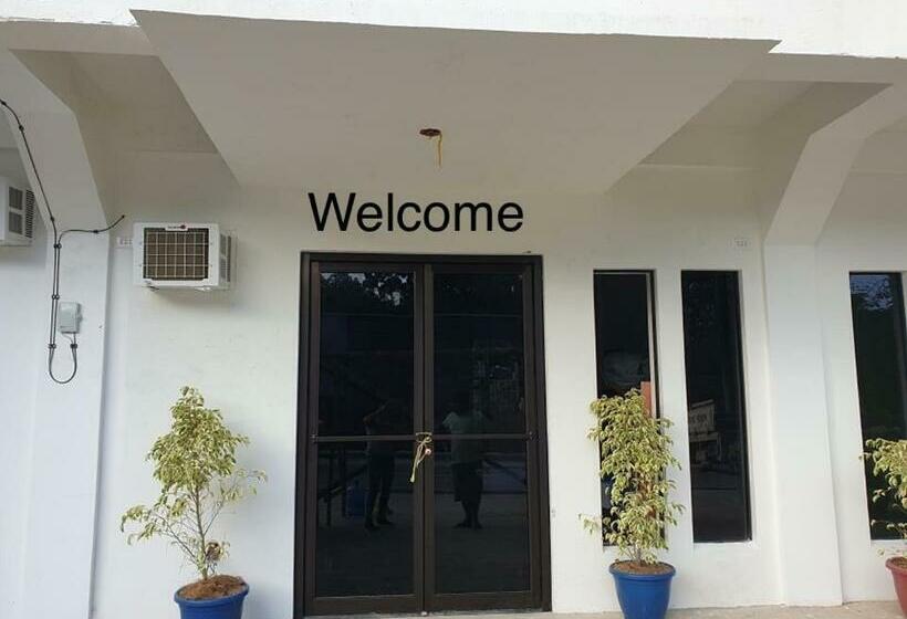 ユースホステル Camiguin Kalimba De Luna Inn