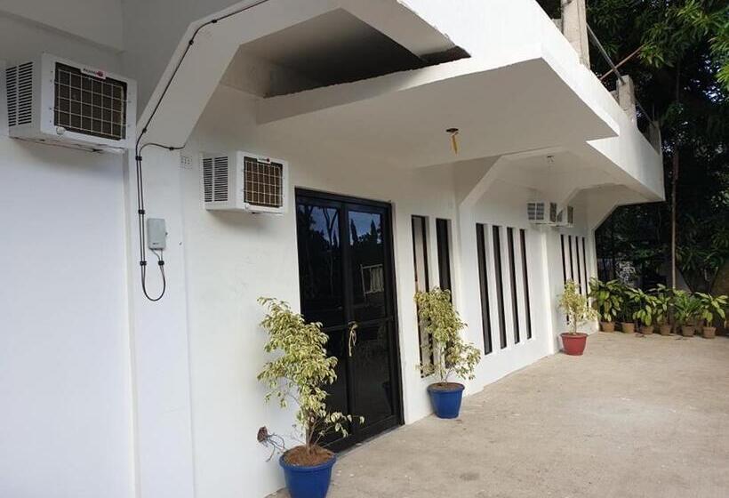 ユースホステル Camiguin Kalimba De Luna Inn