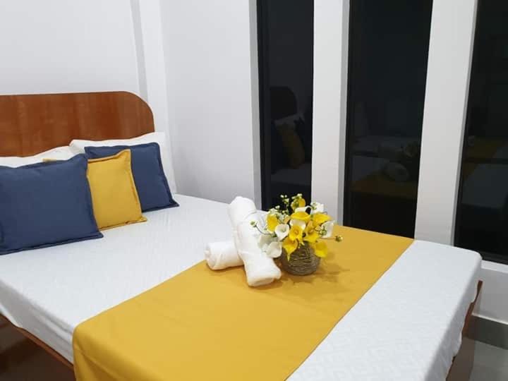 ユースホステル Camiguin Kalimba De Luna Inn