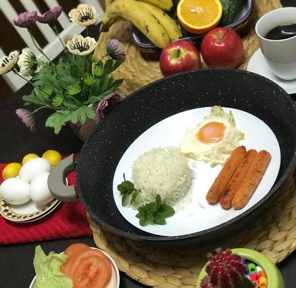 ユースホステル Camiguin Kalimba De Luna Inn